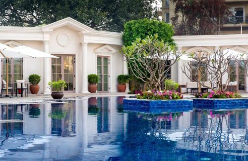 Gurugram Hotel | DLF Club 4