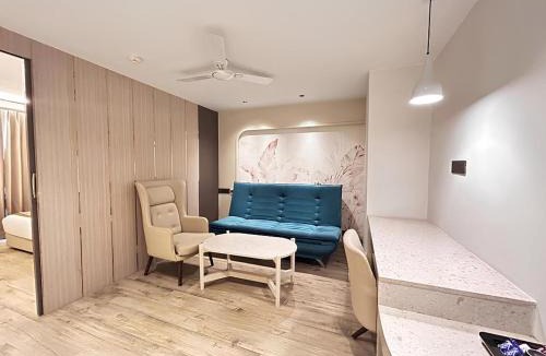 Mohali Hotel | Emerald Luxe A Boutique Hotel Chandigarh Mohali