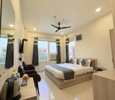 Varanasi Hotel | HOTEL KAVANA