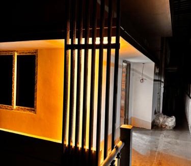SR Nagar House | Vibes stay in 3