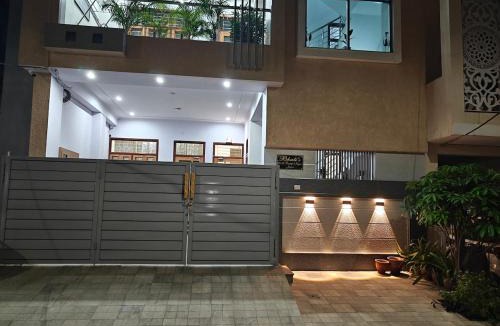 Tonk Road Apartment | 1BHK Home near Airport & Markets
