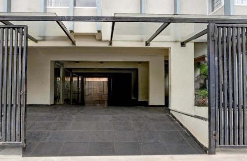 Gandhi Nagar Hotel | Hotel O KSR Bengaluru City Junction Formerly Gurudev Residency
