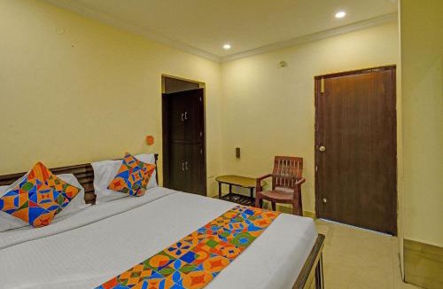 LB Nagar Hotel | FabHotel Sri Balaji Grand