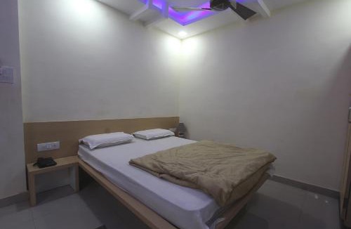 Bidar Hotel | Hotel O by OYO New Venkateshwara Lodge