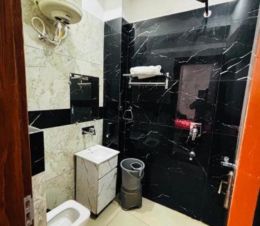 Panipat Hotel | Hotel Amaresh