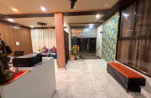Sarnath House | 5 PETALS