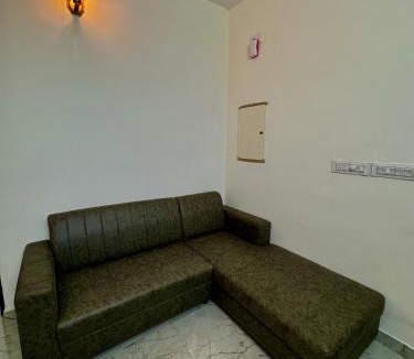 Kannur House | GroveStay