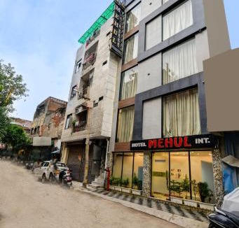 Paharganj Hotel | Hotel Mehul International -Near New Delhi Railway Station, Paharganj & Connaught Place