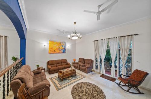 Koramangala House | Urban Escape 4BHK Luxury Villa & Sunflower Skyline 2BHK Penthouse By Spacez
