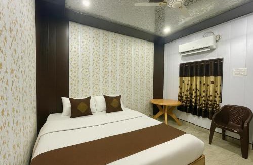 Varanasi Hotel | HOTEL SHIVAYY MAJESTIC - BHU Sundarpur Road 3km from KASHI VISHWANATH TEMPLE