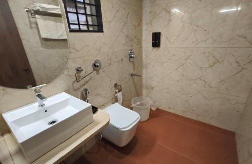 Hubli Hotel | Light House Suite Hubli