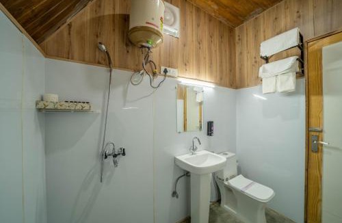 Shivpuri Hotel | Perfectstayz The Jungle Resort, Shivpuri