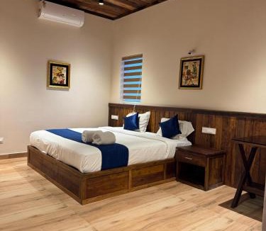 Anachal Bed & Breakfast | Munnar Blue Mist