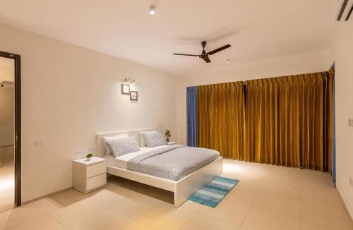 Anekal Villa | Golfing Twins VillaJacuzzi Garden30min HSR8Bhk