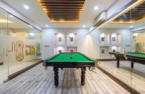 DLF City Hotel | Tribe - Bespoke Hotel by FlxHo Arjun Marg DLF Phase 1 Golf Course Road