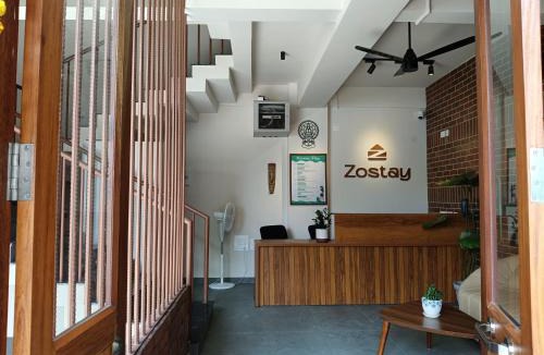 Manjeri Hostel | Zostay Urban Retreat Deluxe Rooms & Premium Dorms