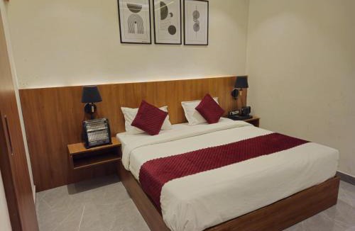 Aligarh Hotel | The Royal Orchid
