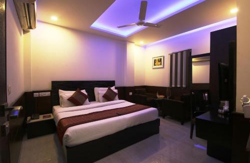 Karol Bagh Hotel | Hotel Hill Palace -Near Karol Bagh Metro Station