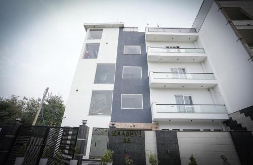 Greater Noida Hotel | Kaashvi Residency - Managed by Atithi House