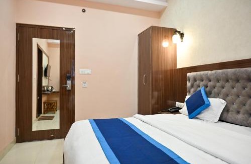 Varanasi Hotel | Hotel Hari Gopal