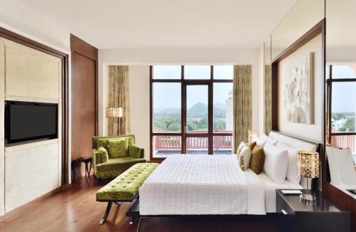 Amer Hotel | Le Meridien Jaipur Resort & Spa