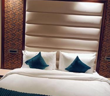 Panchkula Urban Estate Hotel | AR Plaza