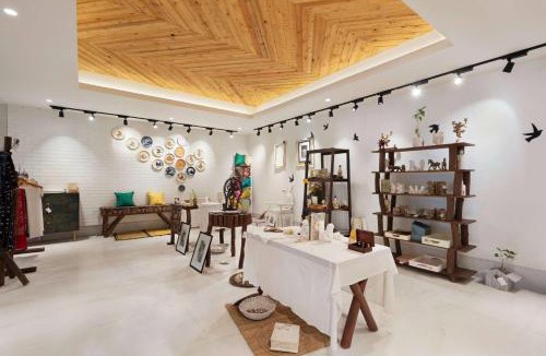 Lucknow Hotel | Ramada Plaza by Wyndham Lucknow