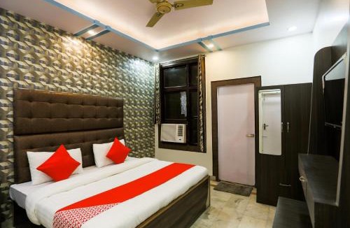 Sitapur Hotel | Super Collection O Nimisha Jail Rd