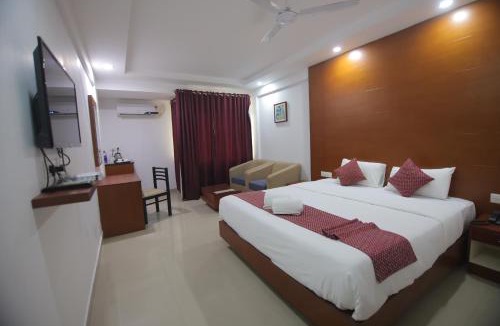 Guruvayur Hotel | Nakshatra Emerald