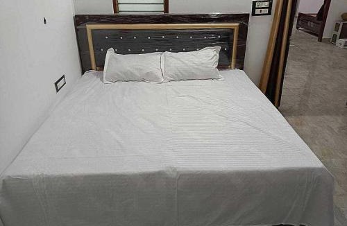 Muzaffarnagar Hotel | Hotel Welcome Inn Era