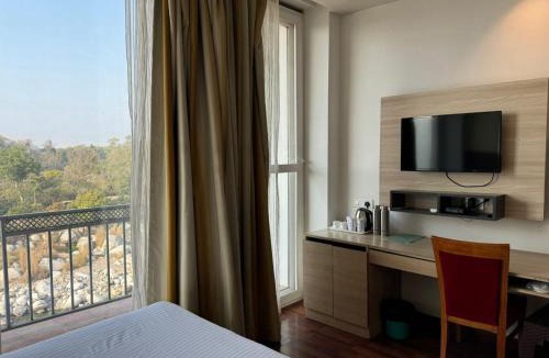 Sidhpur Hotel | Hotel River Retreat