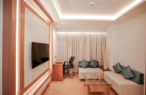 Bhopal Hotel | Regenta Place Bhopal by Royal Orchid Hotels Limited
