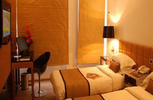 Connaught Place Hotel | Hotel Palace Heights