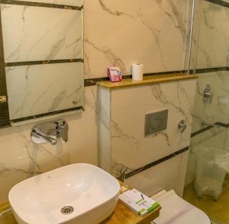 Kasganj Hotel | Four Leaf Hotel, Kasganj