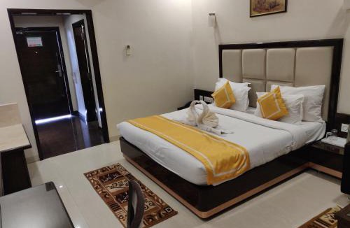 Air Force Area Hotel | Chandra Imperial