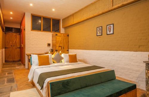 Mukteshwar Resort | THE CEDAR CASTLE