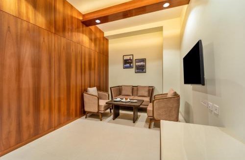 Orai Hotel | Shyama Sarovar Portico