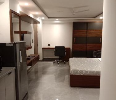 DLF Phase 3 Apartment | Perch Service Apartment DLF Cyber City