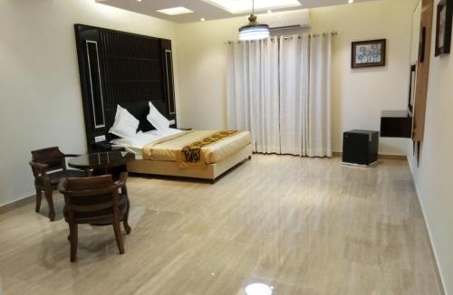 Aligarh Hotel | HOTEL NEW ANAND PALACE