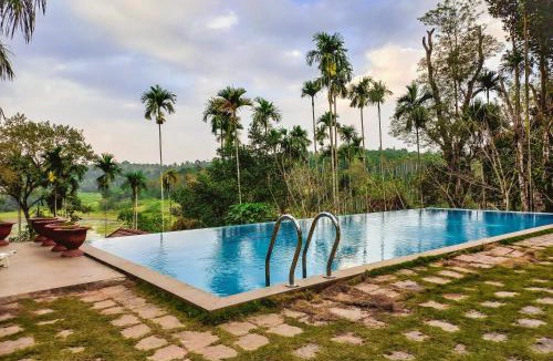 Sulthan Bathery Resort | The Wave Lakeview Resort & Spa