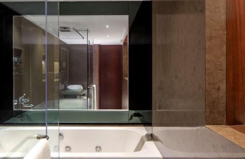Bangalore City Center Hotel | Radisson Blu Atria Bengaluru