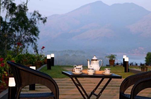 Vayittiri Villa | StayVista at Novera 3BHK with Breakfast and Scenic View Near Banasura Dam at Wayanad