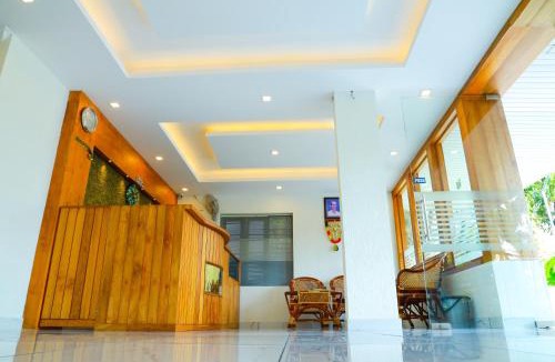 Nedumbassery Hotel | Anna Residency