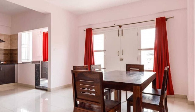 Pinnacle Serviced Apartments