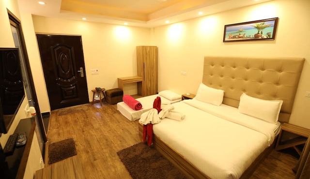 Avenue 18 Resort