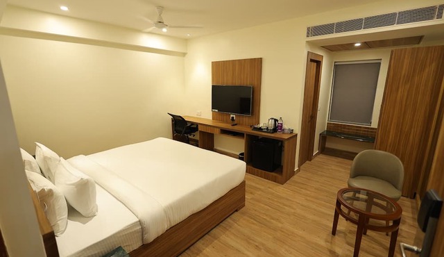Hotel Sharda Residency