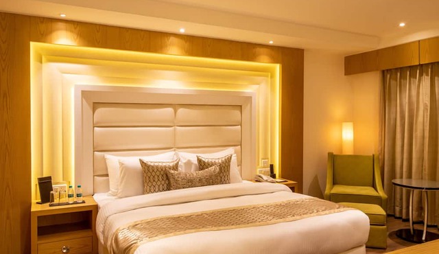 The Pristine Hotel Kanpur