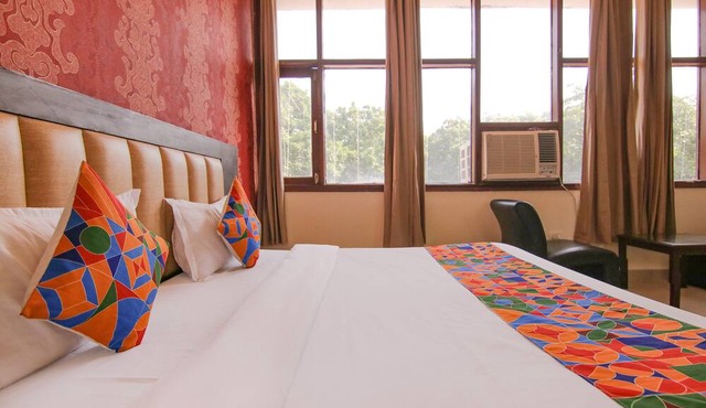 Fabhotel Town Pride