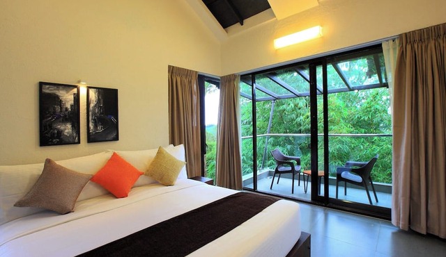 Tea Terrain Resorts & Spa