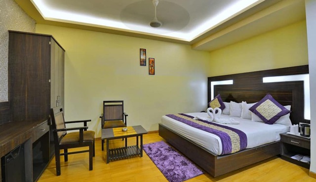Hotel Samrat